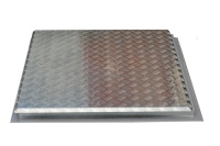 Квадратный уличный люк амо al 700*700 образец